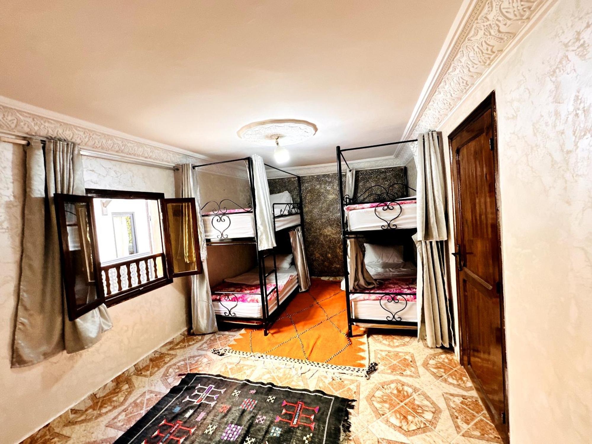 Atlas Hostel Тагазут Екстериор снимка