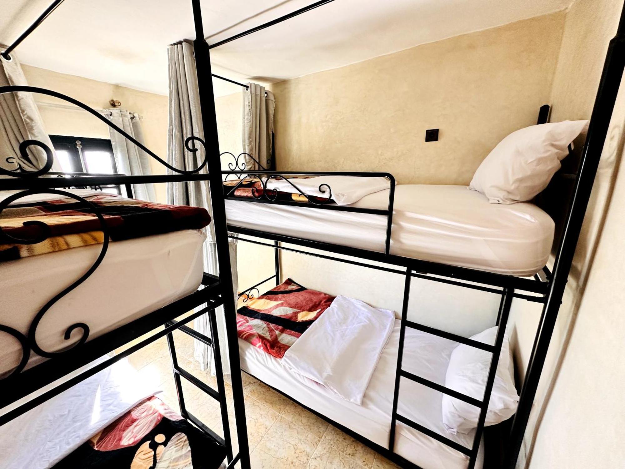 Atlas Hostel Тагазут Екстериор снимка