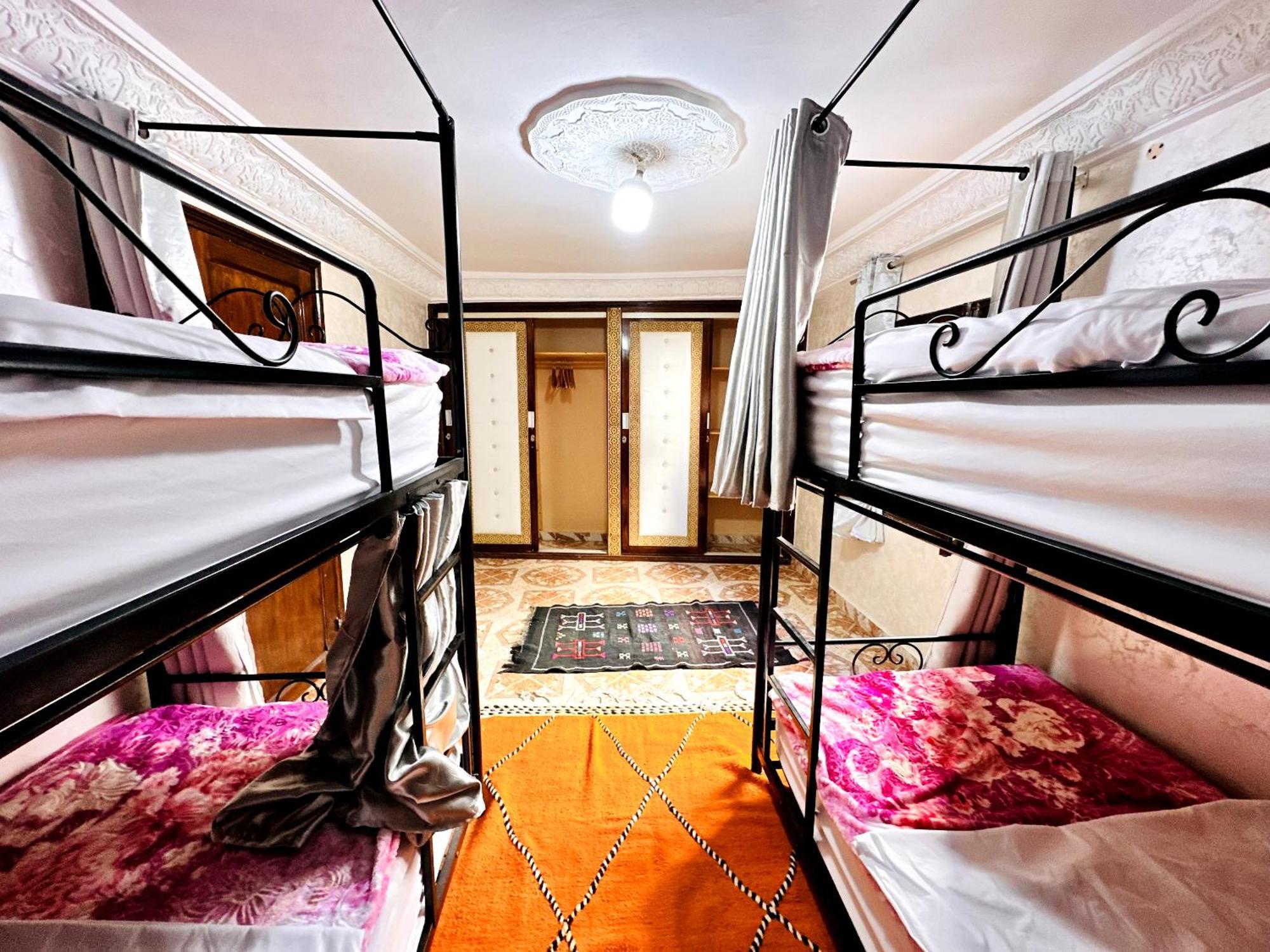 Atlas Hostel Тагазут Екстериор снимка