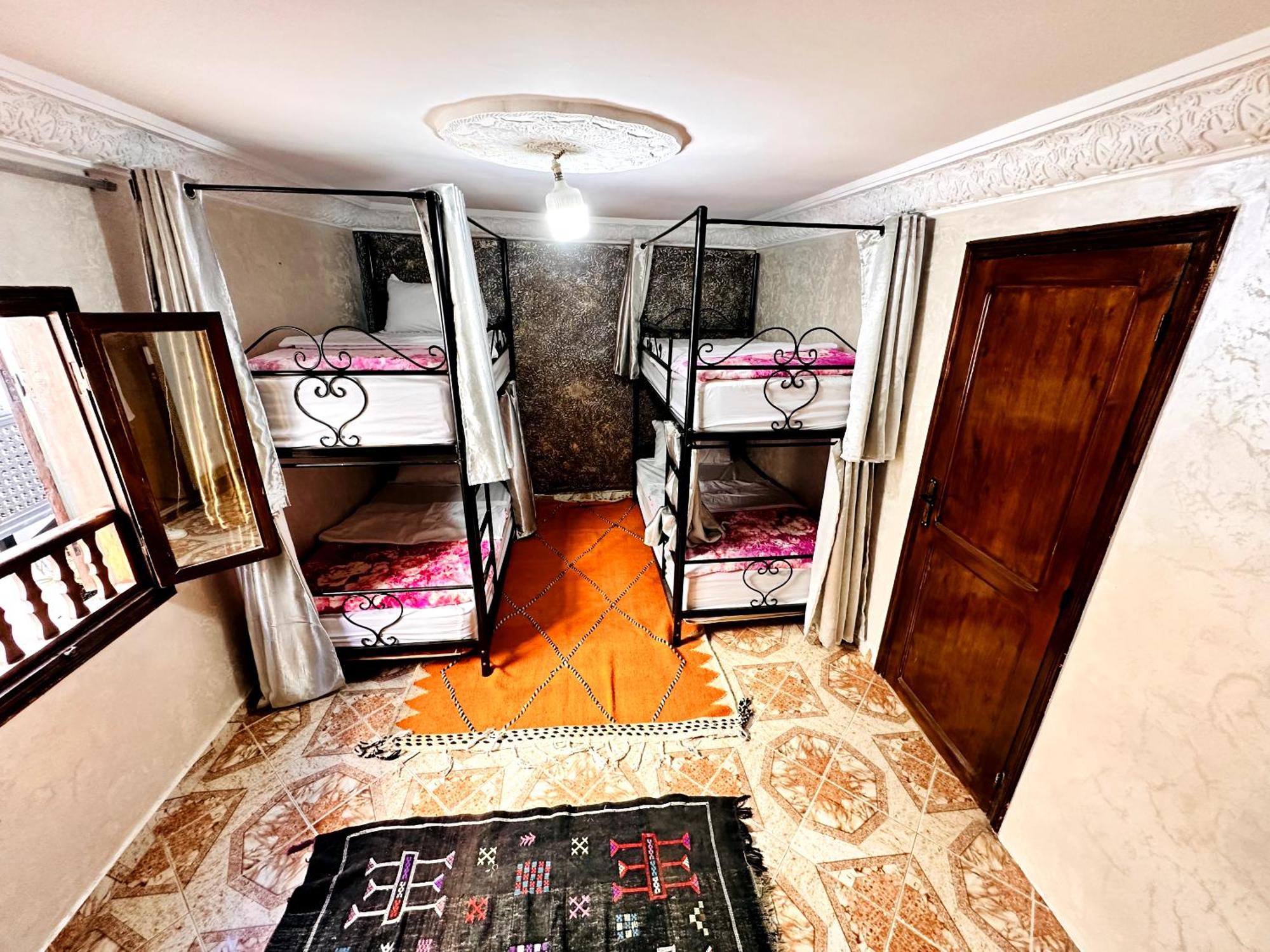 Atlas Hostel Тагазут Екстериор снимка